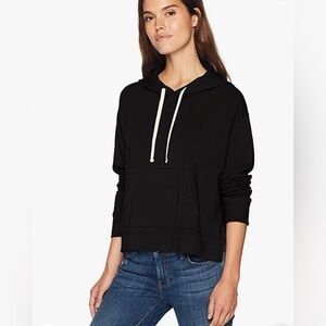 Monrow women black pullover hoodie with side slits NWOT